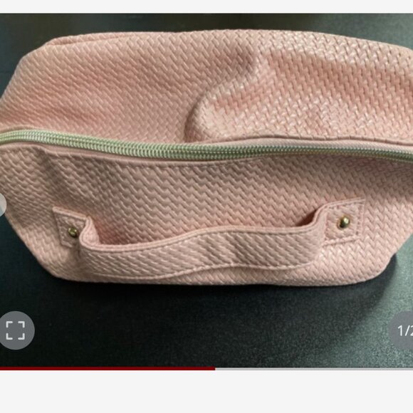 BUNDLE: MAKEUP BAG AND EYELASH BOND&SEAL - Picture 1 of 9